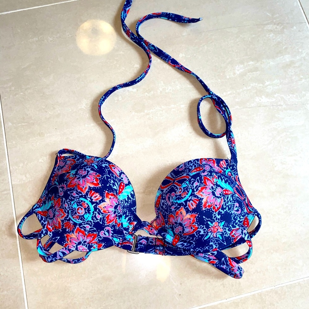 Bikini top